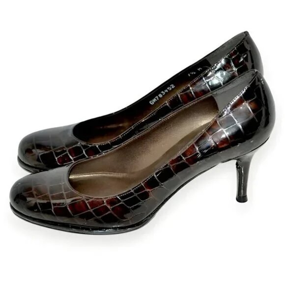 Stuart Weitzman Cherry Red Brown Burgundy Patent Leather Pumps Heels 7.5 M - Picture 3 of 8